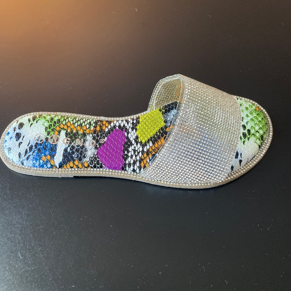 NYF Glitter Snake Sandal